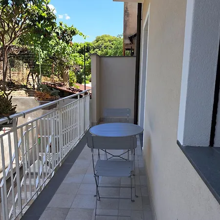 Nancyanna House 4* Сант-Алессио-Сикуло